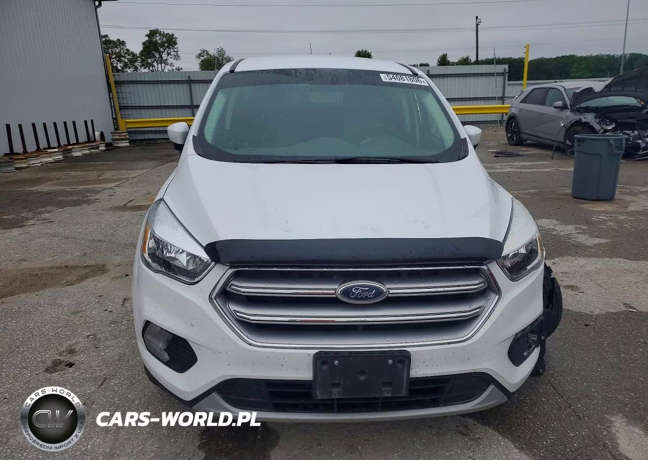 2017 Ford Escape Se VIN:1FMCU0G98HUE35824 - 5
