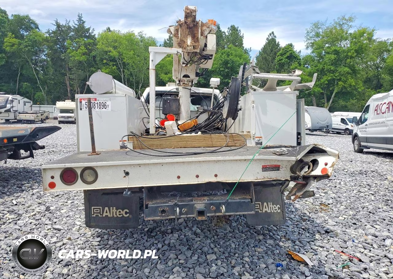 2016 Ford F450 Super Duty Bucket Truck VIN:1FDUF4GT9GEC76953 - 6