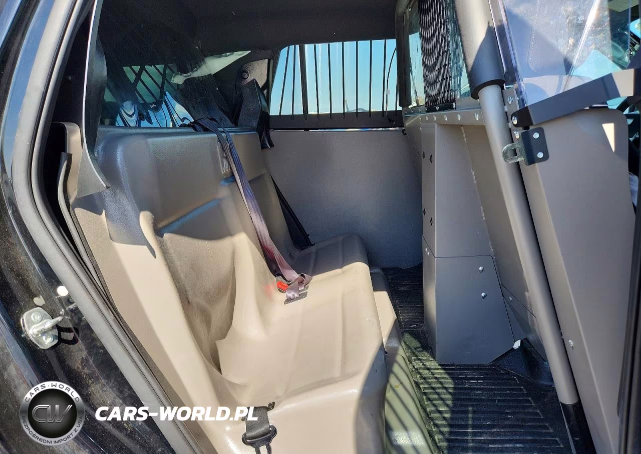 2022 Chevrolet Tahoe C1500 VIN:1GNSCLED9NR297034 - 11