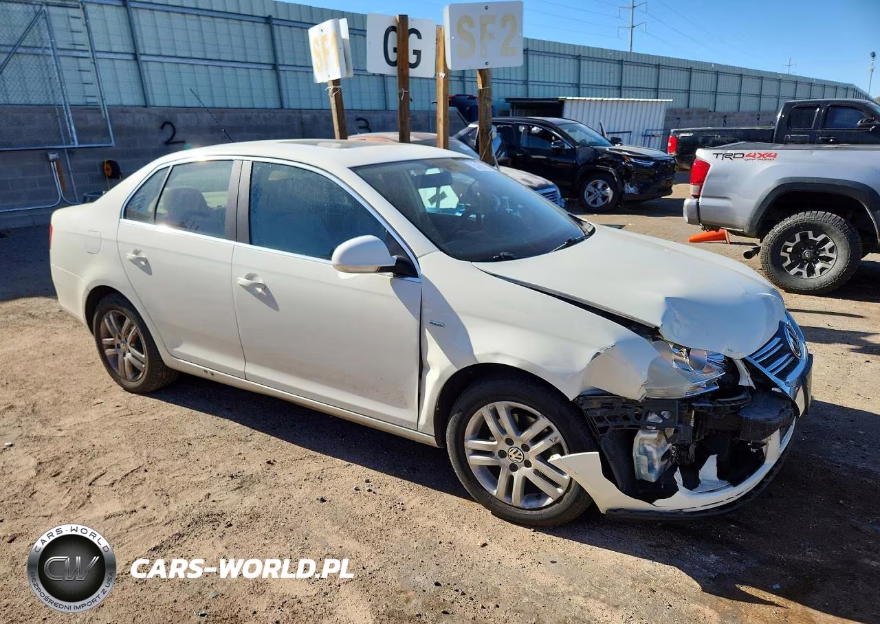 2007 Volkswagen Jetta Wolfsburg VIN:3VWEF81KX7M196097 - 4