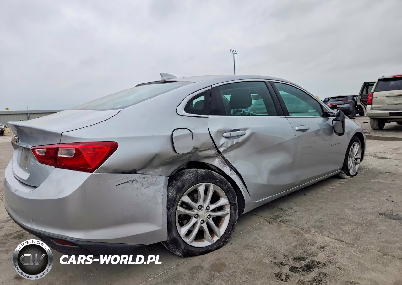 2017 Chevrolet Malibu Lt VIN:1G1ZE5ST5HF109665 - 3