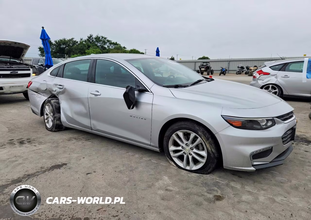 2017 Chevrolet Malibu Lt VIN:1G1ZE5ST5HF109665 - 4