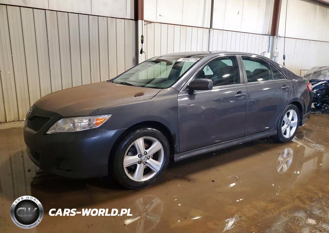 2011 Toyota Camry Se – zdjęcie 1 z 12