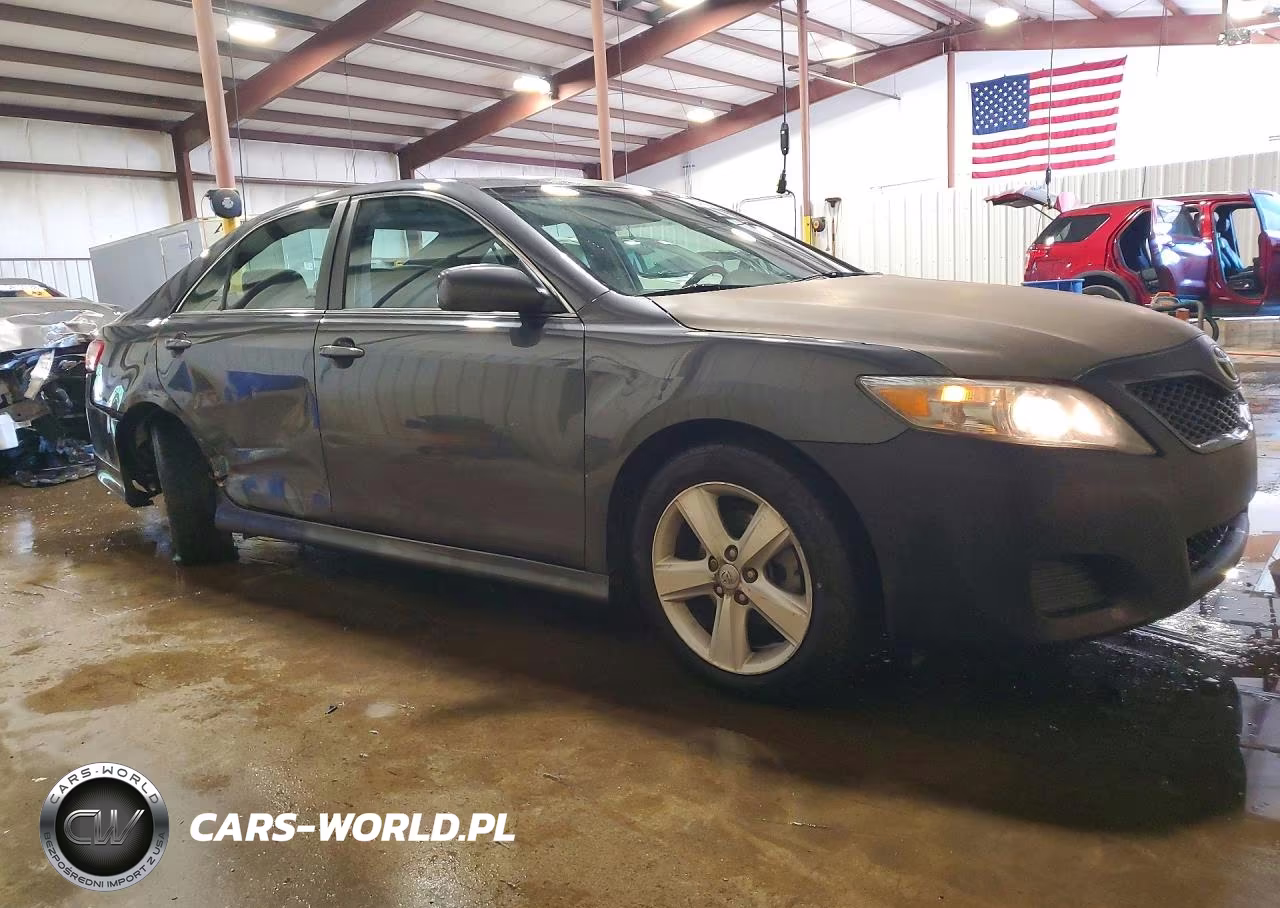 2011 Toyota Camry Se VIN:4T1BF3EK0BU777952 - 4
