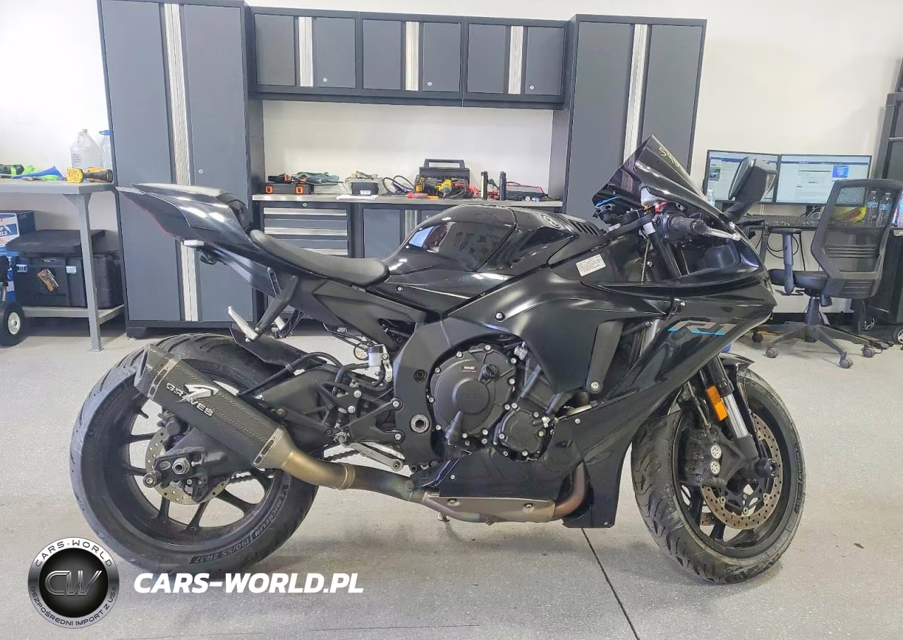 2023 Yamaha Yzfr1