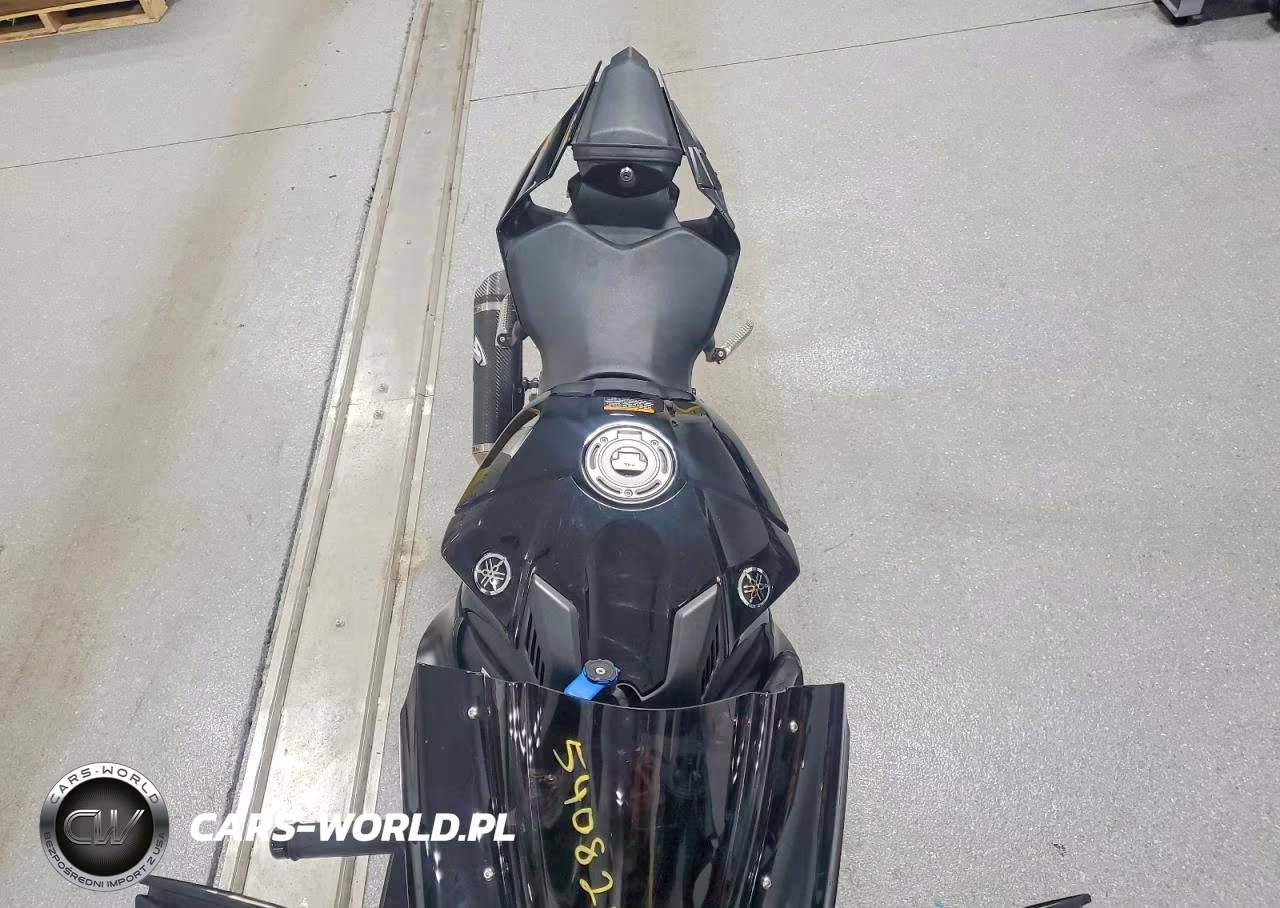 2023 Yamaha Yzfr1 VIN:JYARN66Y4PA001080 - 5