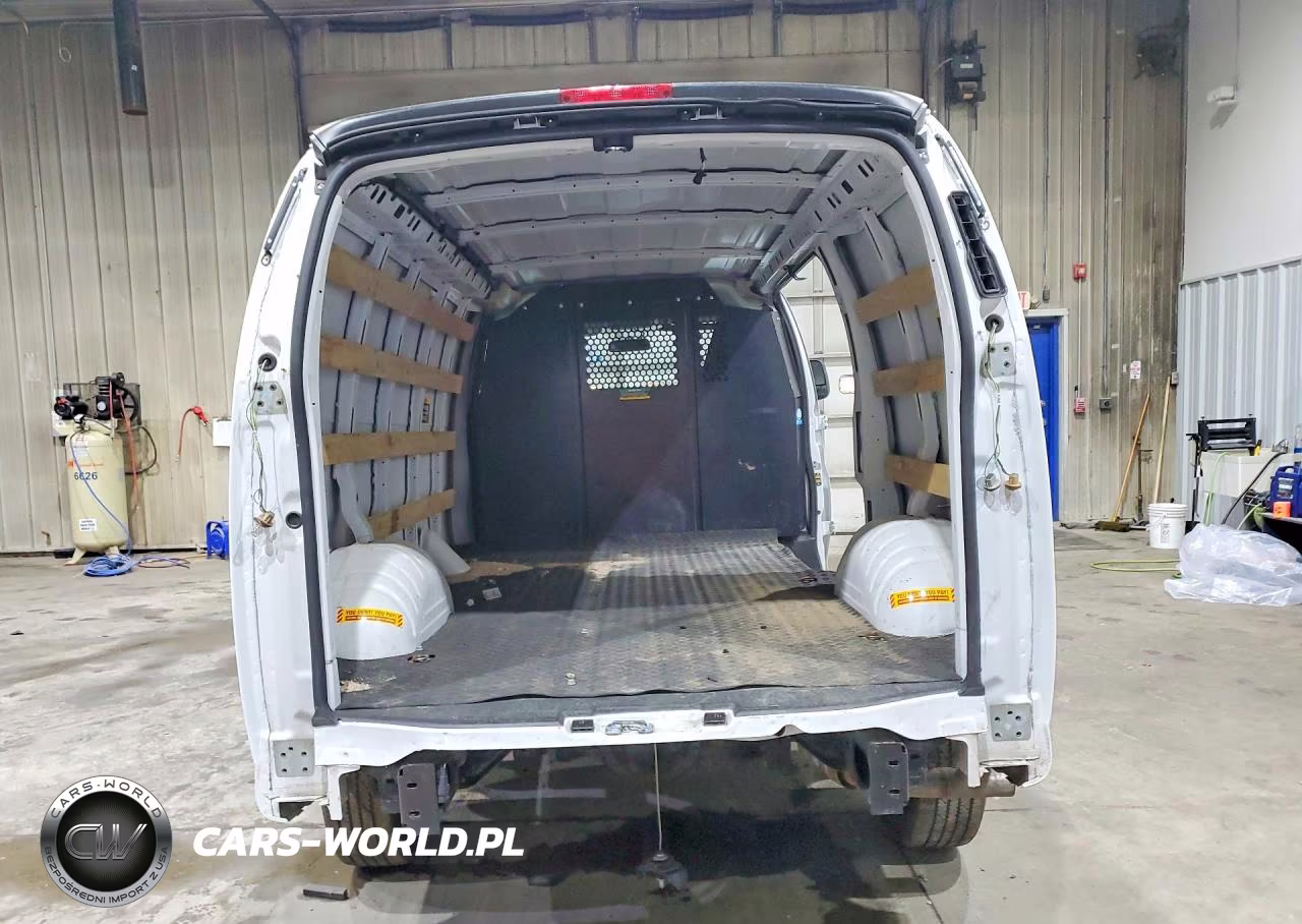 2025 GMC Savana G2500 VIN:1GTW7AFP8S1185329 - 6