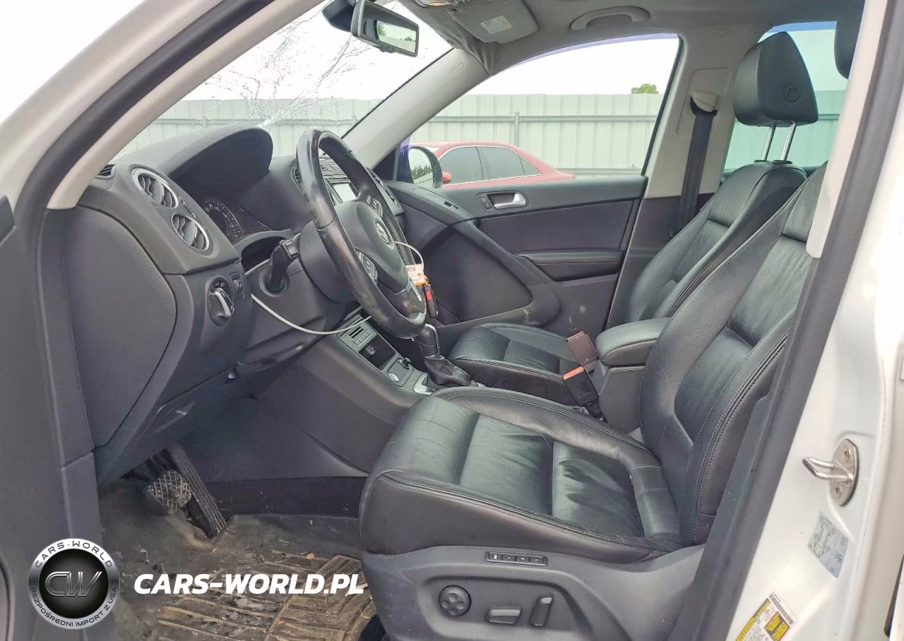2017 Volkswagen Tiguan Sport VIN:WVGTV7AXXHK010680 - 7