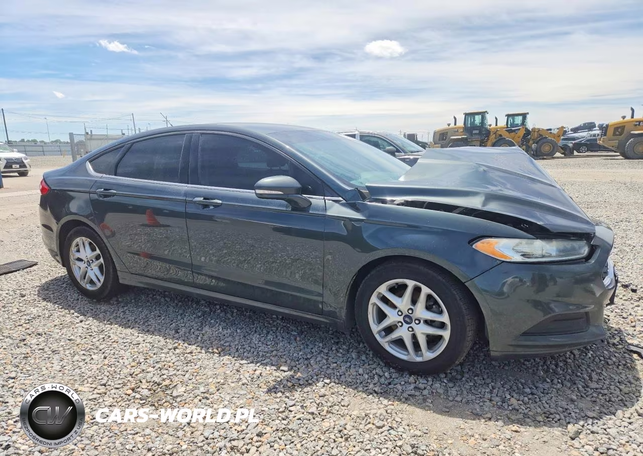 2015 Ford Fusion Se VIN:3FA6P0H70FR173023 - 4