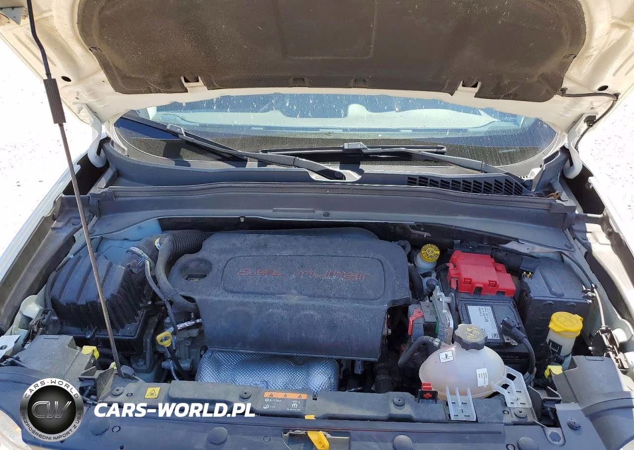 2018 Jeep Renegade Latitude VIN:ZACCJABB8JPH62700 - 12