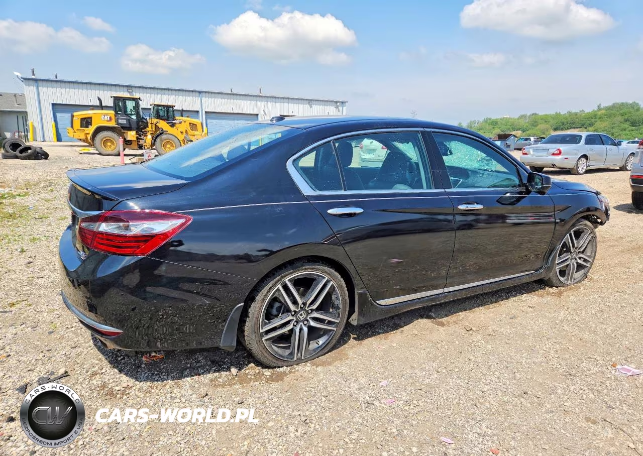 2017 Honda Accord Touring VIN:1HGCR3F97HA022773 - 3