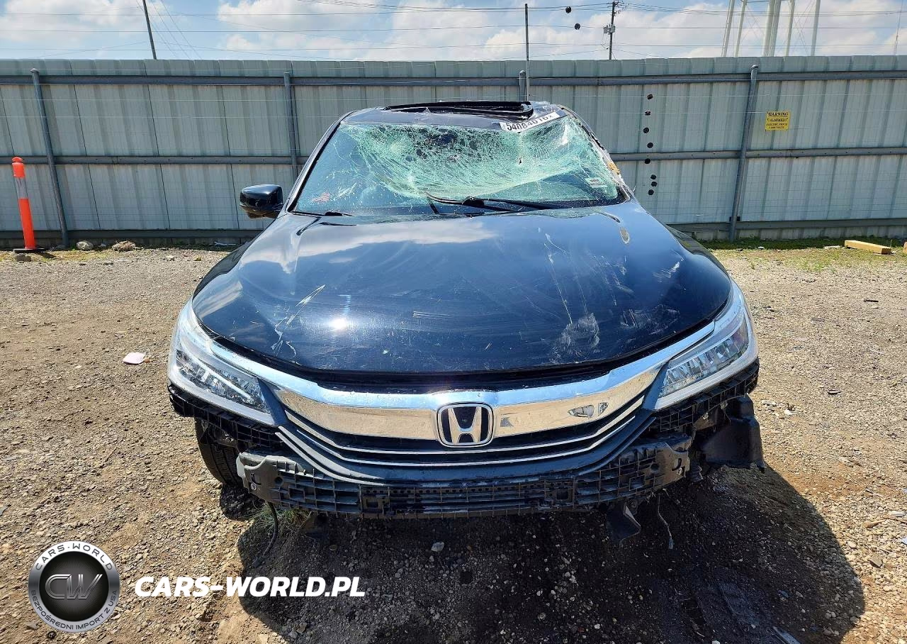 2017 Honda Accord Touring VIN:1HGCR3F97HA022773 - 5