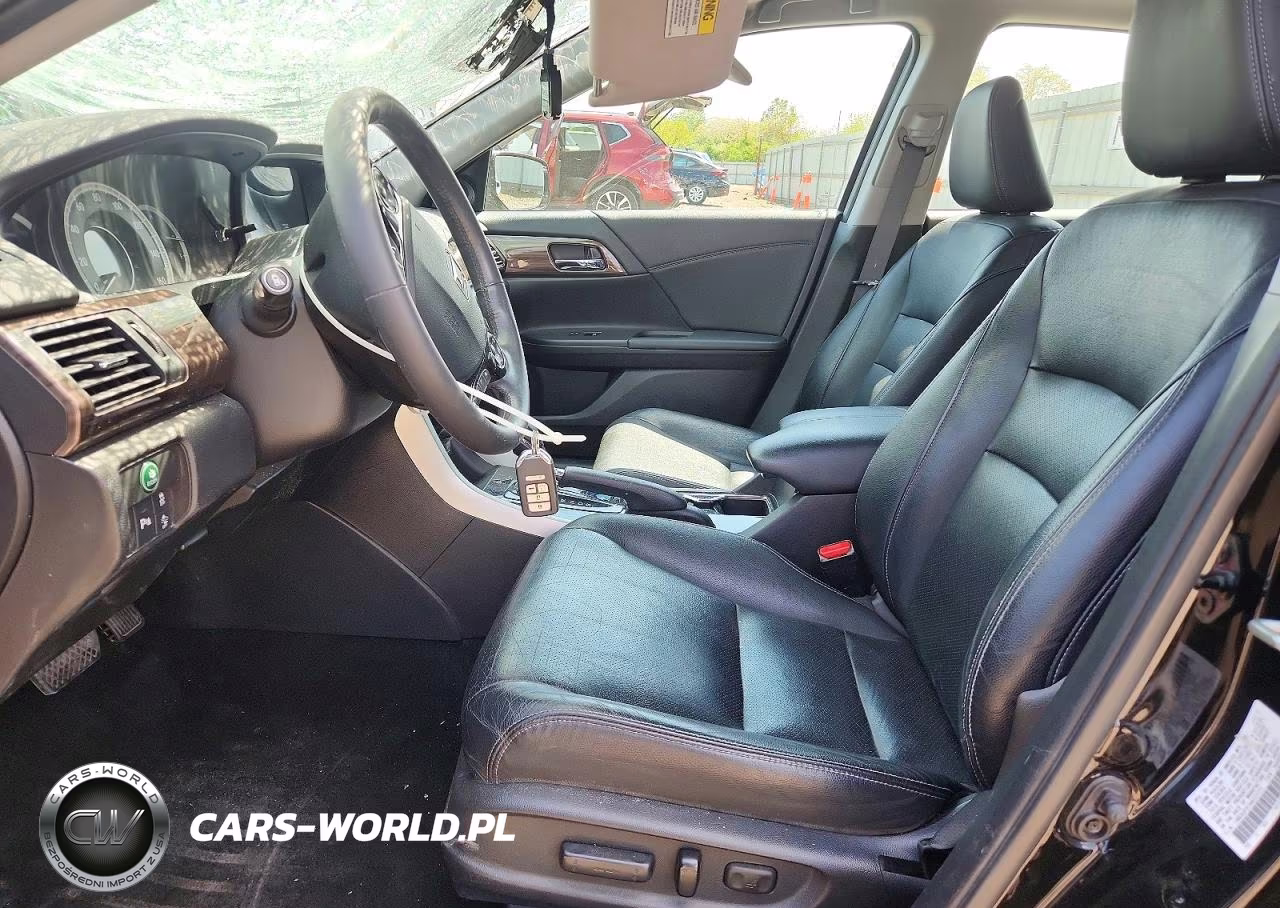2017 Honda Accord Touring VIN:1HGCR3F97HA022773 - 7