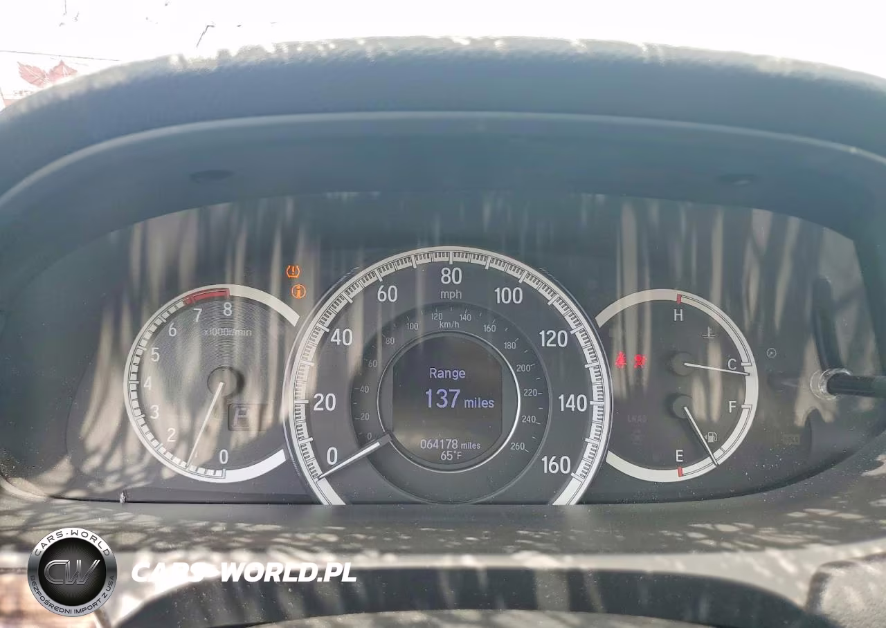 2017 Honda Accord Touring VIN:1HGCR3F97HA022773 - 9