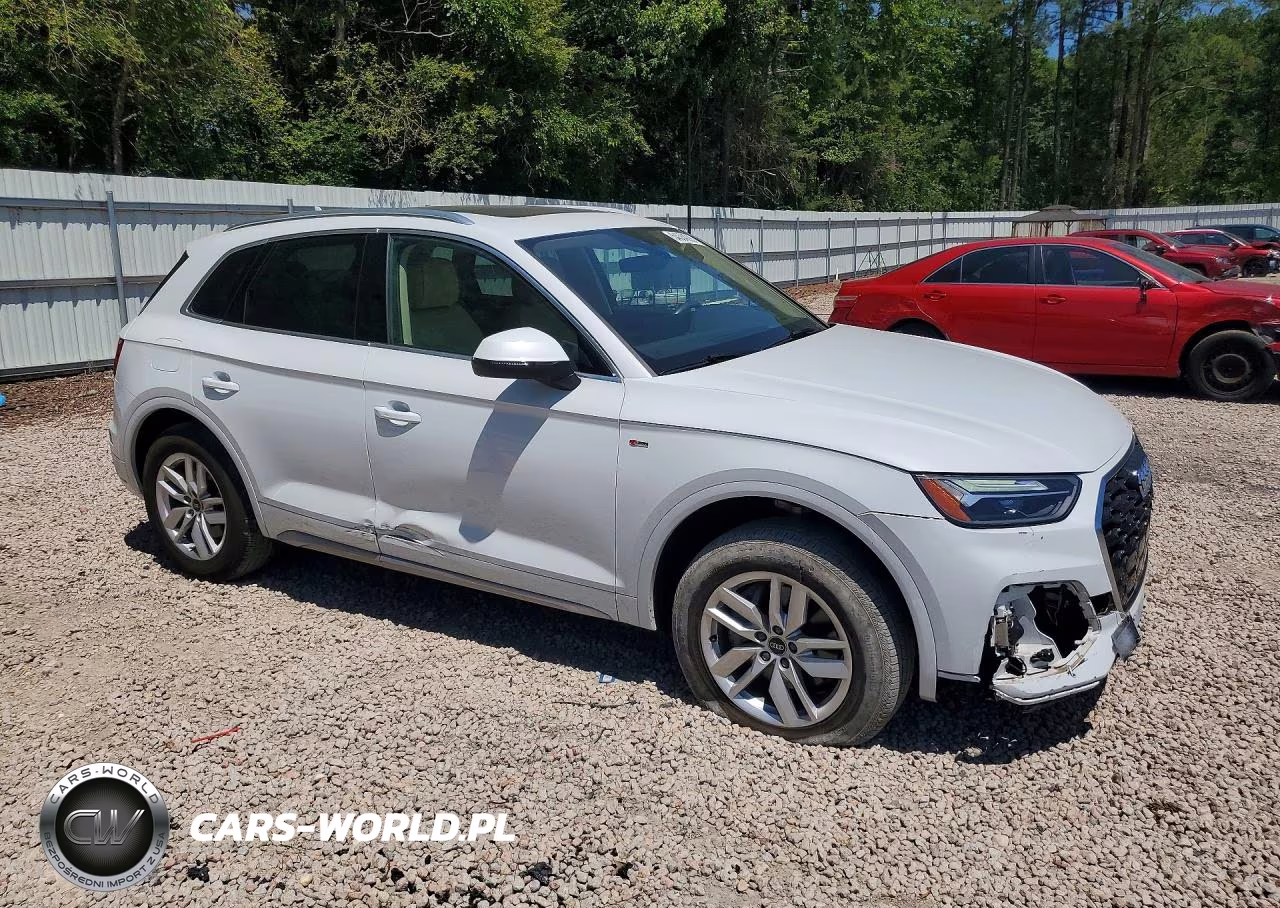 2024 Audi Q5 Premium 45 VIN:WA1GAAFY1R2046883 - 4