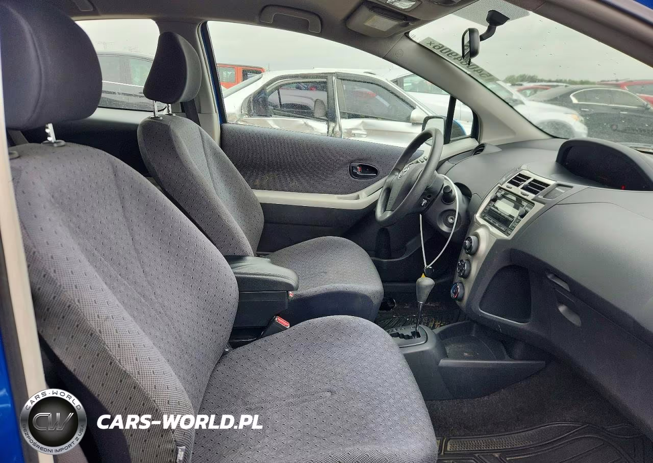 2011 Toyota Yaris Base VIN:JTDJT4K39B5335256 - 10