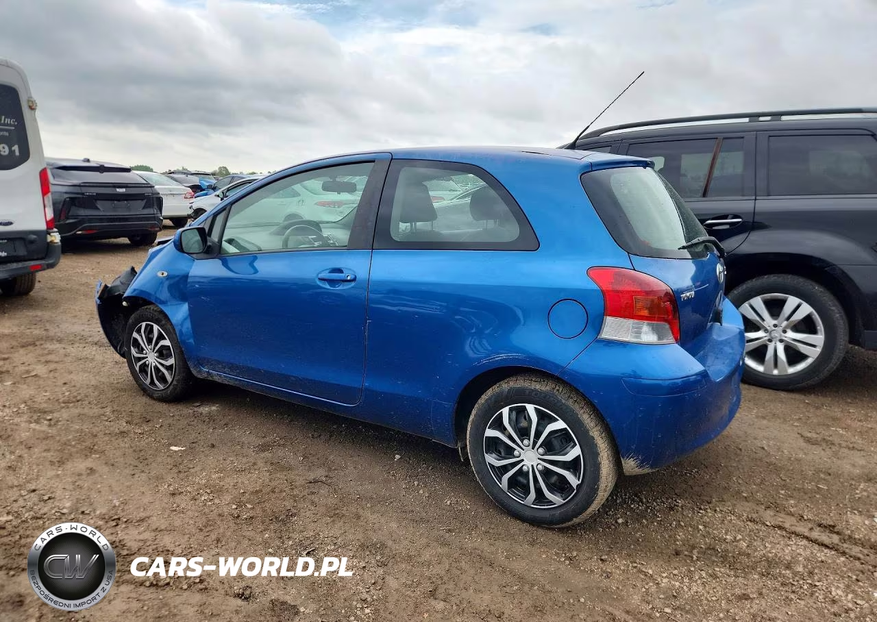 2011 Toyota Yaris Base VIN:JTDJT4K39B5335256 - 2