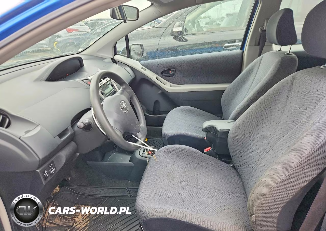 2011 Toyota Yaris Base VIN:JTDJT4K39B5335256 - 7