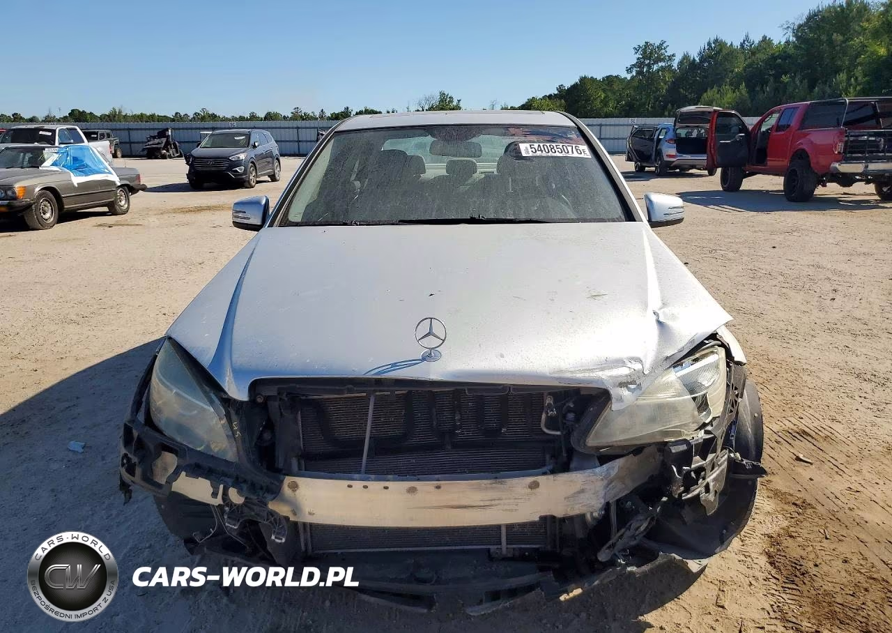 2010 Mercedes-Benz C 300 VIN:WDDGF5EBXAR130553 - 5