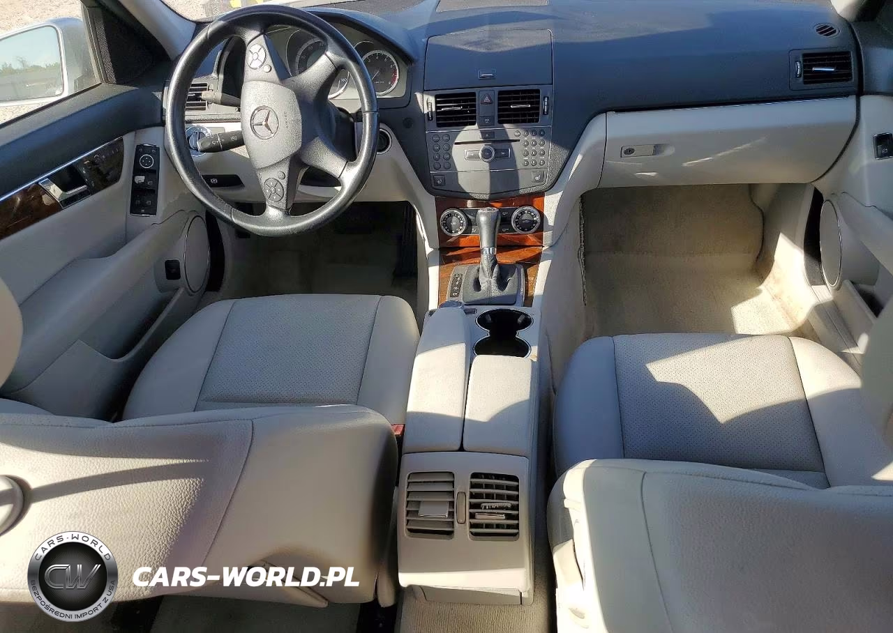 2010 Mercedes-Benz C 300 VIN:WDDGF5EBXAR130553 - 8