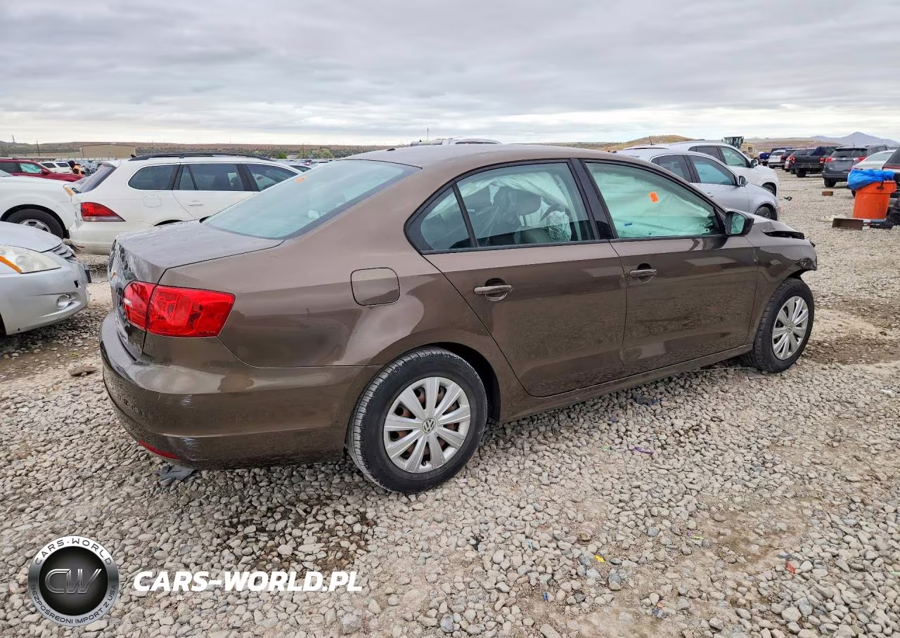 2014 Volkswagen Jetta Base VIN:3VW1K7AJ2EM324745 - 3