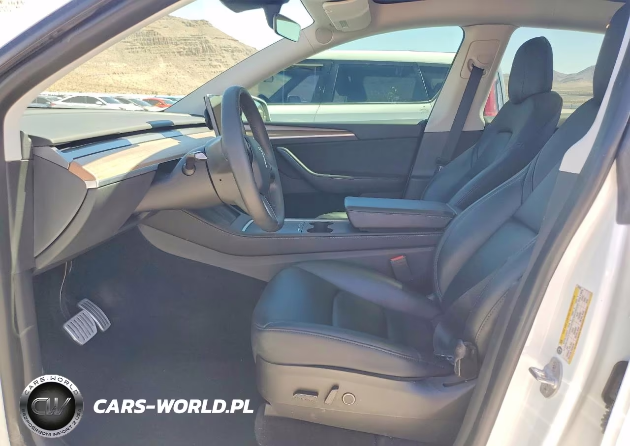 2023 Tesla Model Y VIN:7SAYGDEF3PF619435 - 7