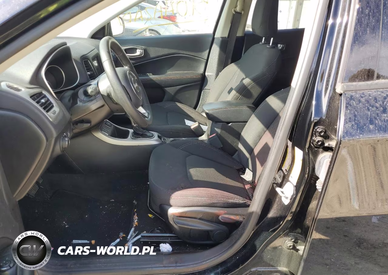 2018 Jeep Compass Sport VIN:3C4NJCAB3JT425298 - 7