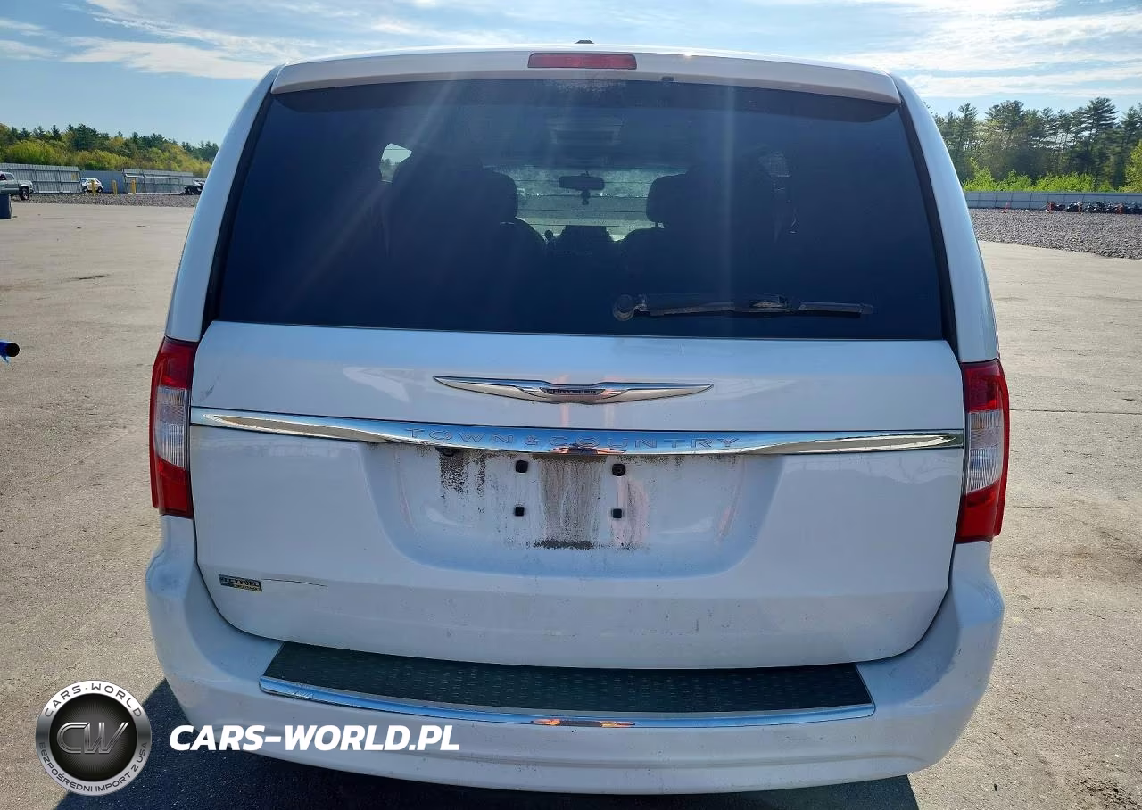 2014 Chrysler Town & Country Touring VIN:2C4RC1BG8ER211085 - 6