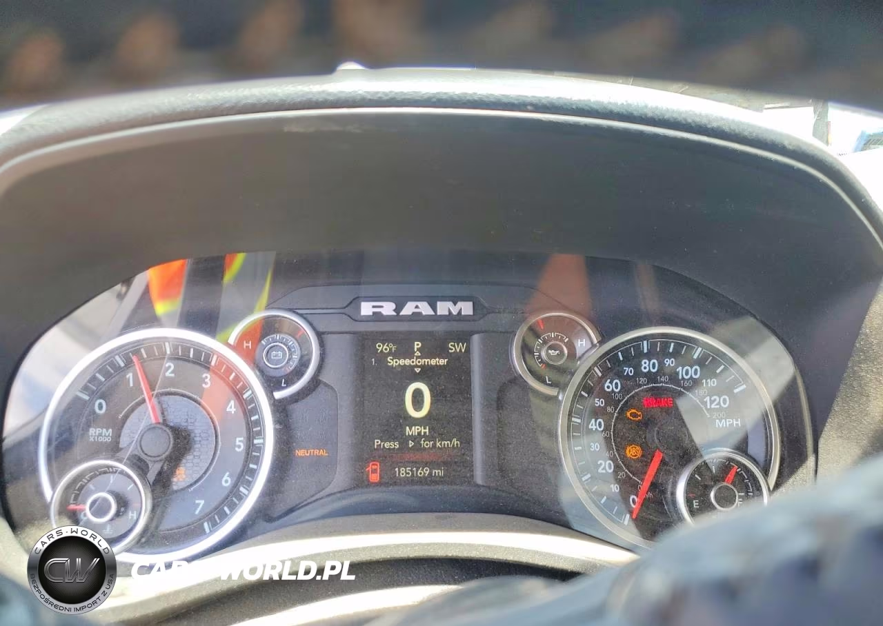 2020 Ram 2500 Big Horn VIN:3C6UR5DJ2LG161772 - 9