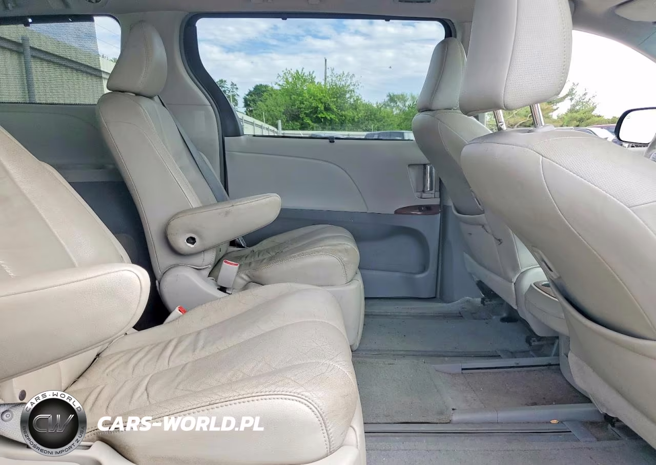 2013 Toyota Sienna Xle 7-Passenger VIN:5TDDK3DC6DS071210 - 11