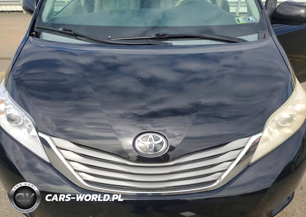2013 Toyota Sienna Xle 7-Passenger VIN:5TDDK3DC6DS071210 - 12