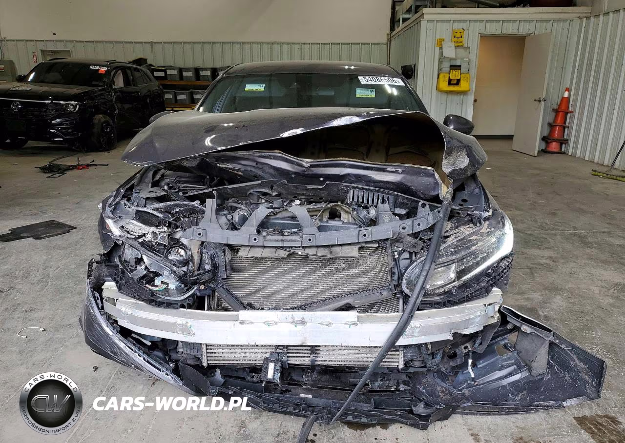 2018 Honda Accord Sport VIN:1HGCV1F31JA122143 - 5