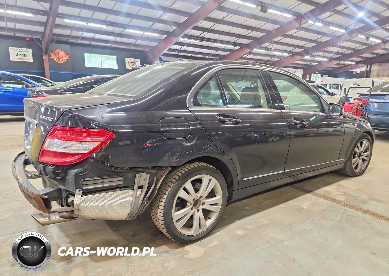 2011 Mercedes-Benz C 300 4Matic VIN:WDDGF8BB5BR139653 - 3