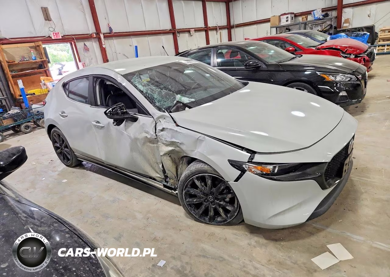 2024 Mazda 3 Select Sport VIN:JM1BPAKM6R1720632 - 4