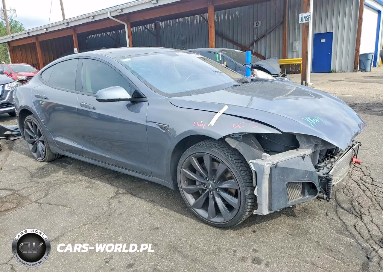 2013 Tesla Model S VIN:5YJSA1DP5DFP26625 - 4