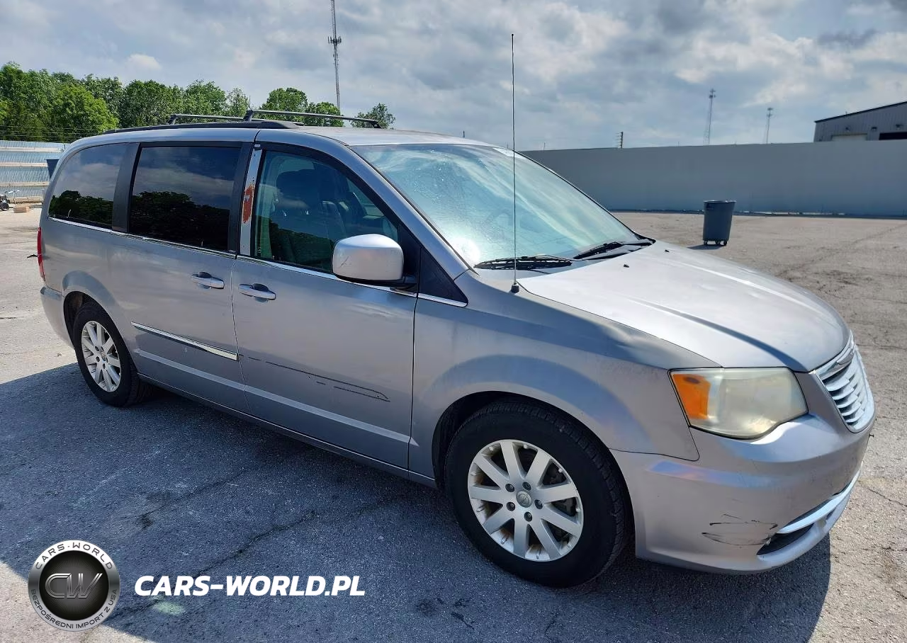 2014 Chrysler Town & Country Touring VIN:2C4RC1BGXER243021 - 4