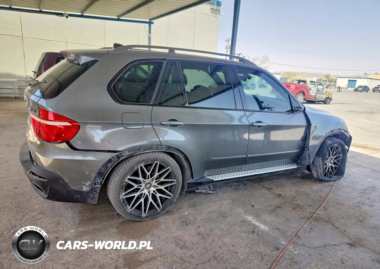 BMW X5 4.8I VIN:5UXFE83598LZ47662 - 3