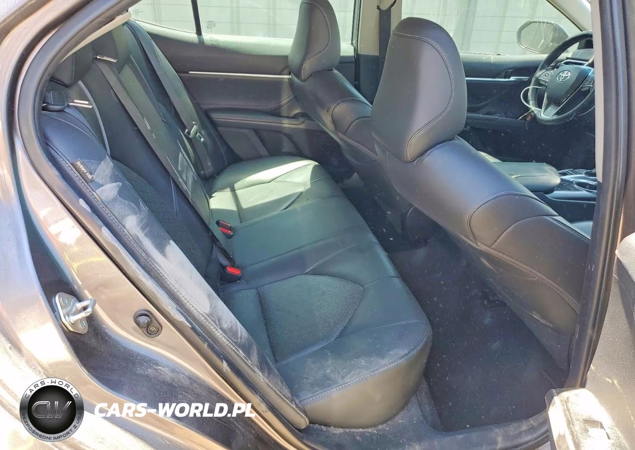 2018 Toyota Camry Xse VIN:4T1B61HK5JU089640 - 10