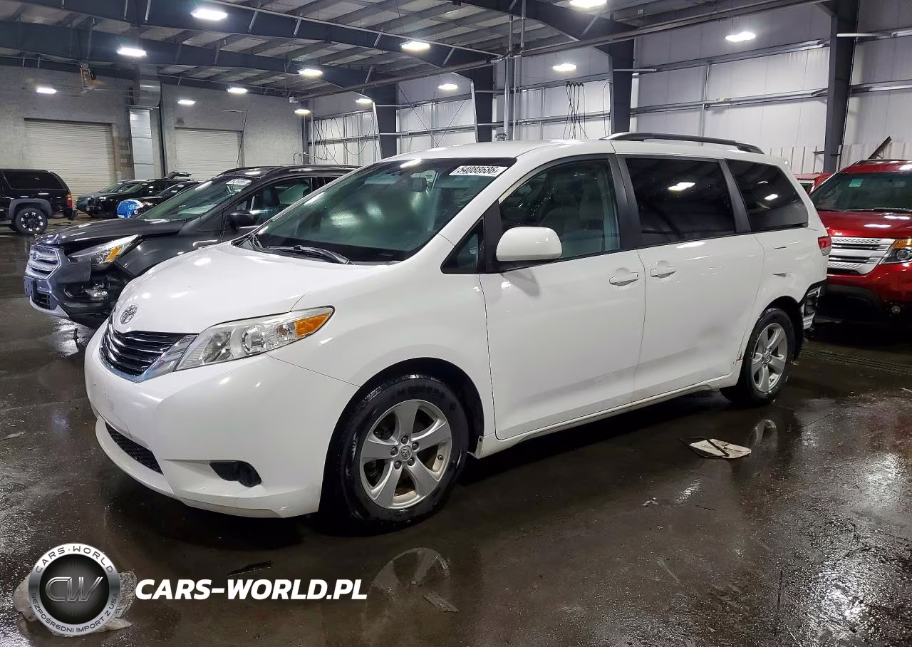 2014 Toyota Sienna Le