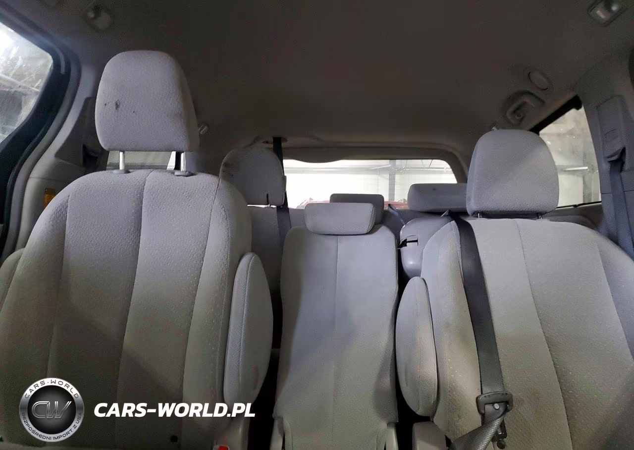 2014 Toyota Sienna Le VIN:5TDKK3DC5ES519624 - 10
