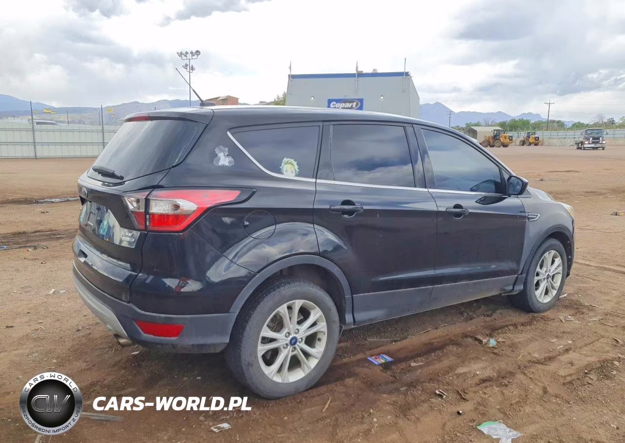 2017 Ford Escape Se VIN:1FMCU9GD5HUB60664 - 3