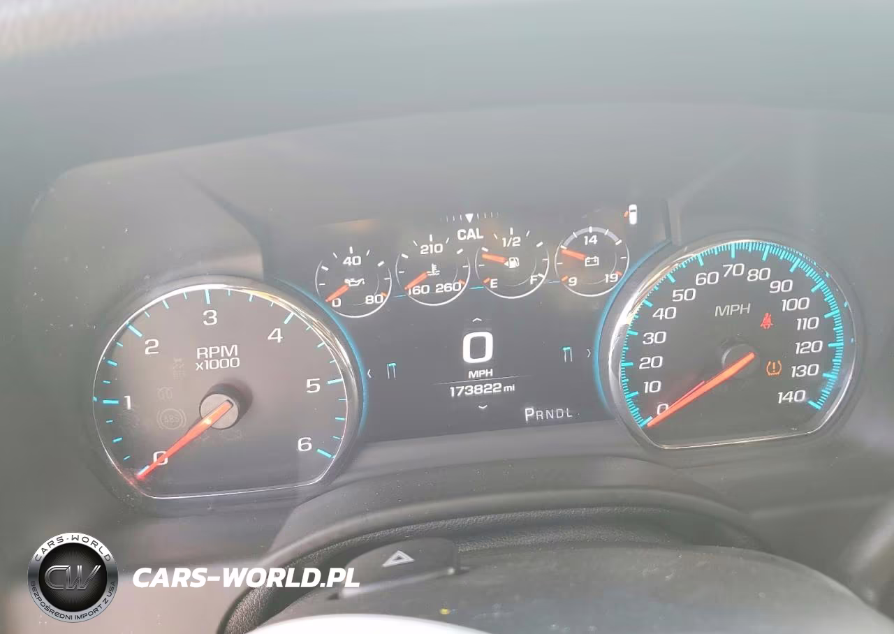 2017 Chevrolet Suburban K1500 Lt VIN:1GNSKHKC9HR344708 - 9