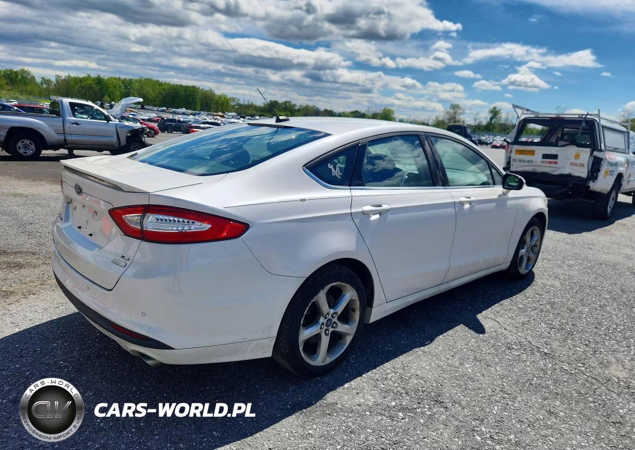 2013 Ford Fusion Se VIN:3FA6P0HR6DR374892 - 3