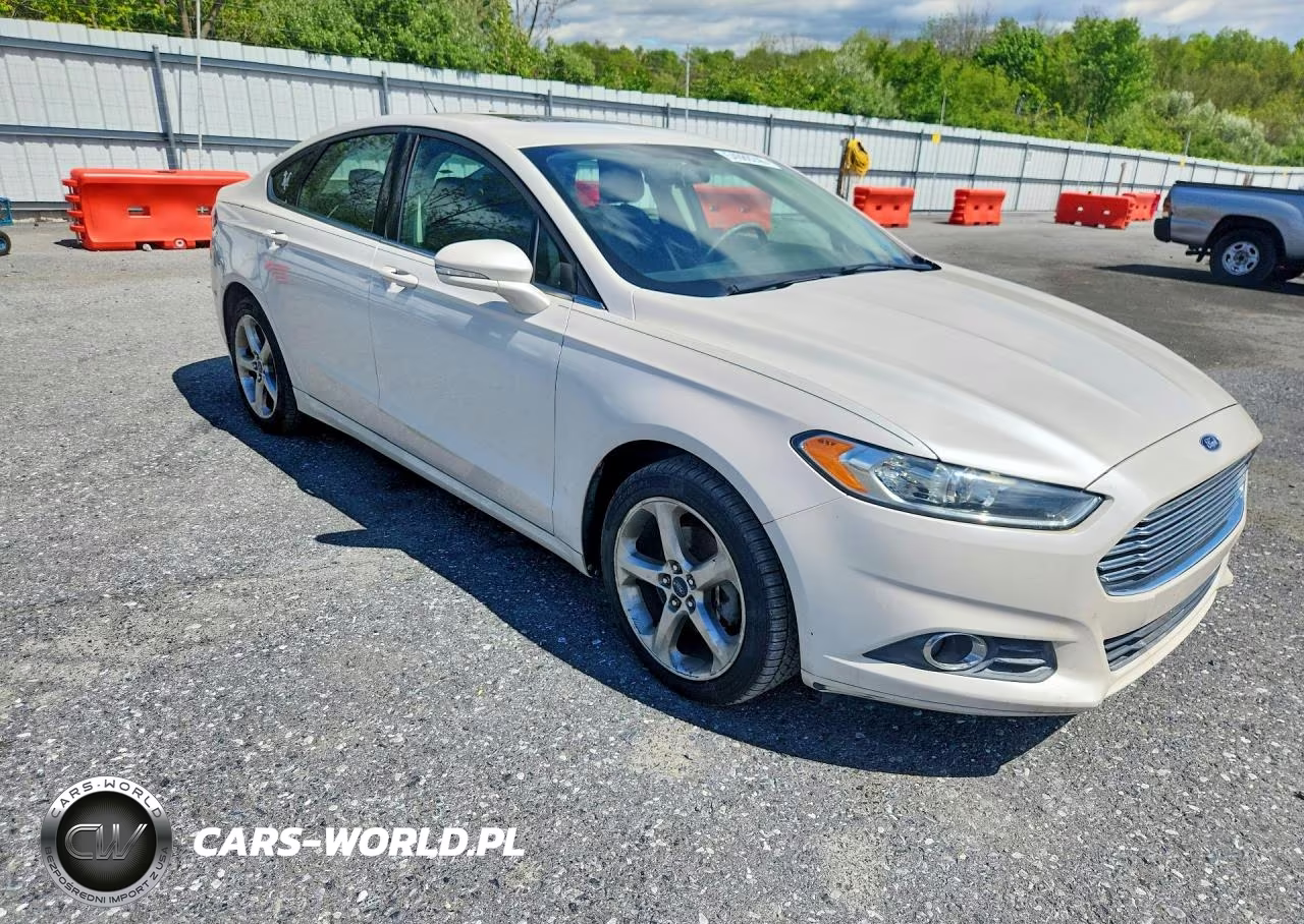 2013 Ford Fusion Se VIN:3FA6P0HR6DR374892 - 4