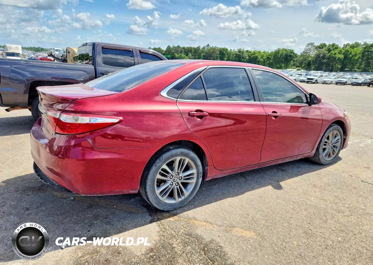 2016 Toyota Camry Se VIN:4T1BF1FK7GU598964 - 3