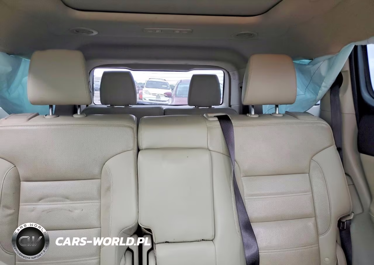 2019 GMC Acadia Denali VIN:1GKKNPLS2KZ172906 - 10