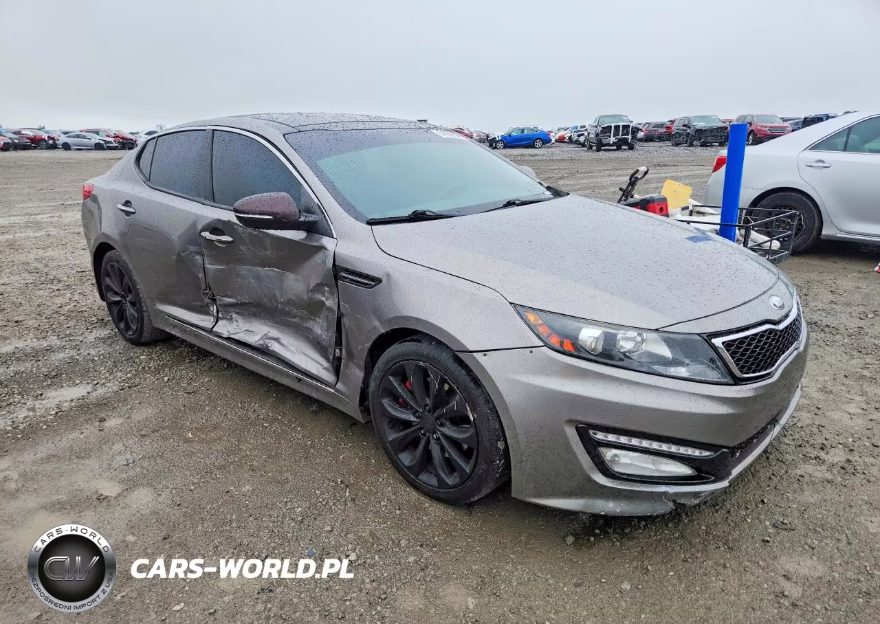 2013 Kia Optima Sx VIN:5XXGR4A60DG107522 - 4
