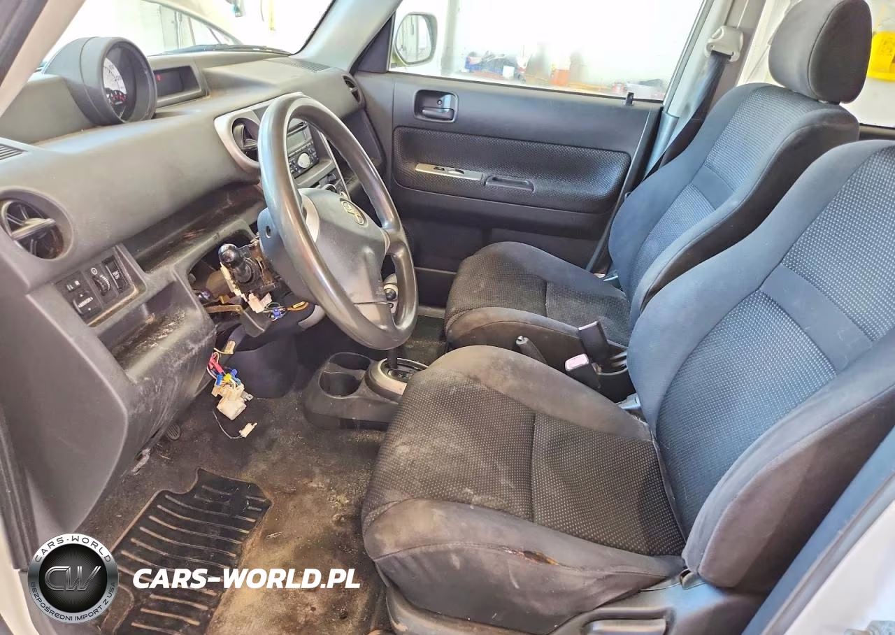 2005 Toyota Scion Xb VIN:JTLKT324350219595 - 7
