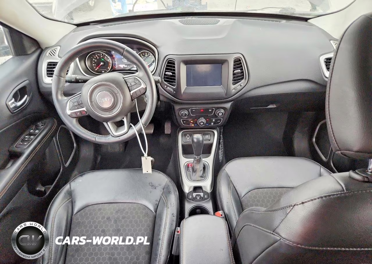 2019 Jeep Compass Latitude VIN:3C4NJCBB4KT614686 - 8