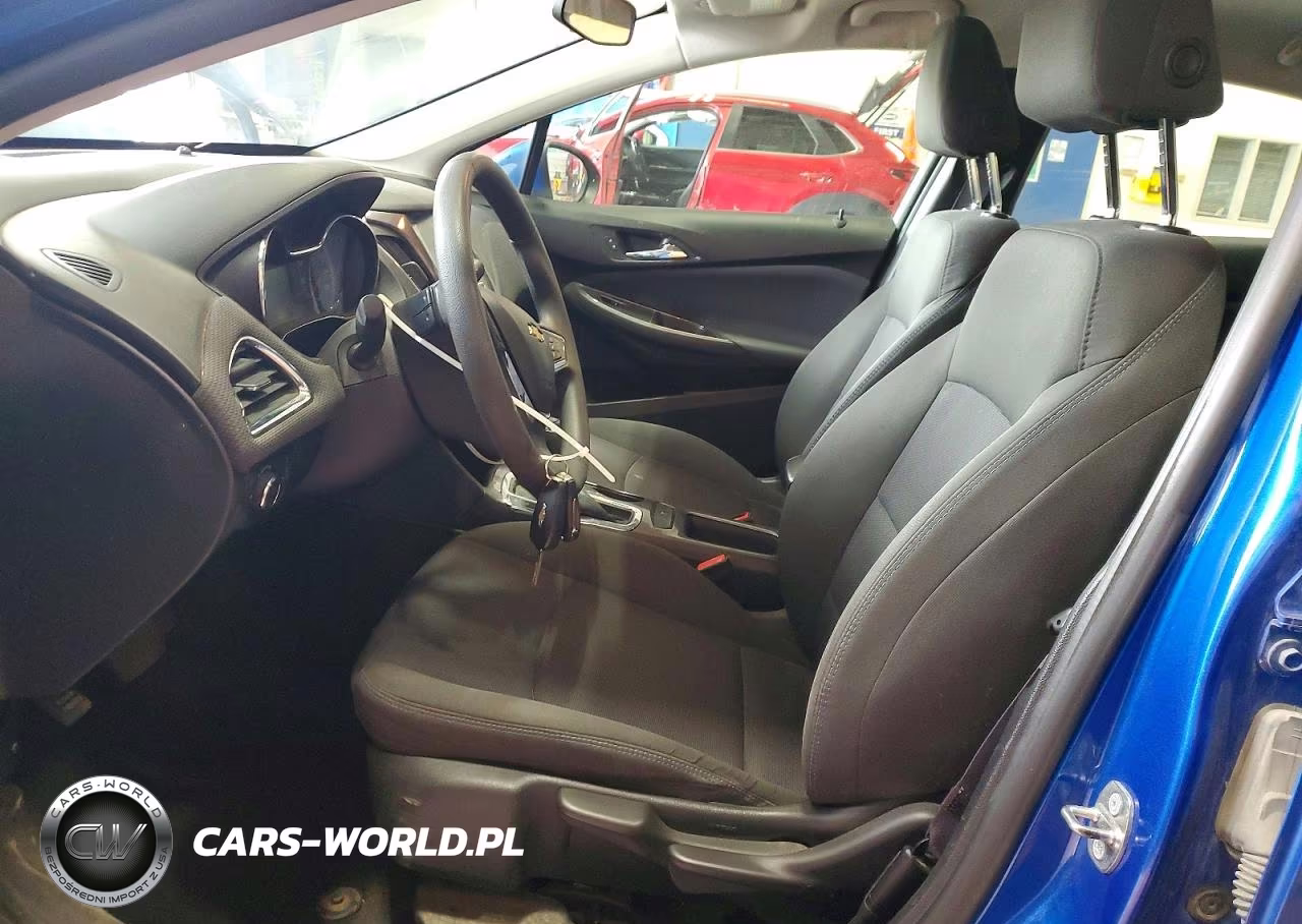 2017 Chevrolet Cruze Lt VIN:1G1BE5SM1H7194606 - 7